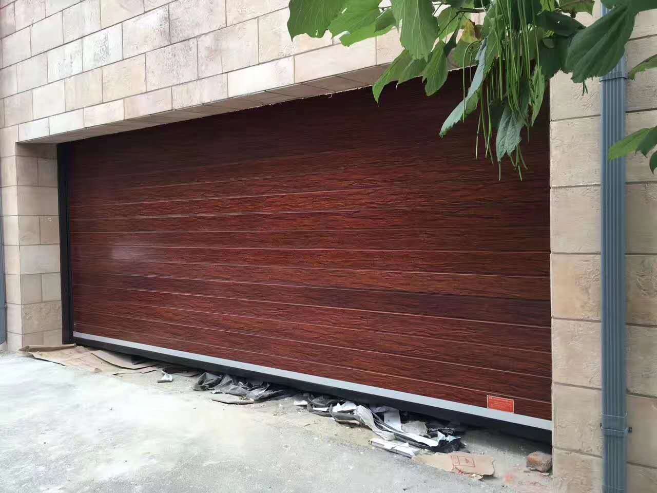 電動卷簾門齒輪噪音是怎么形成的？